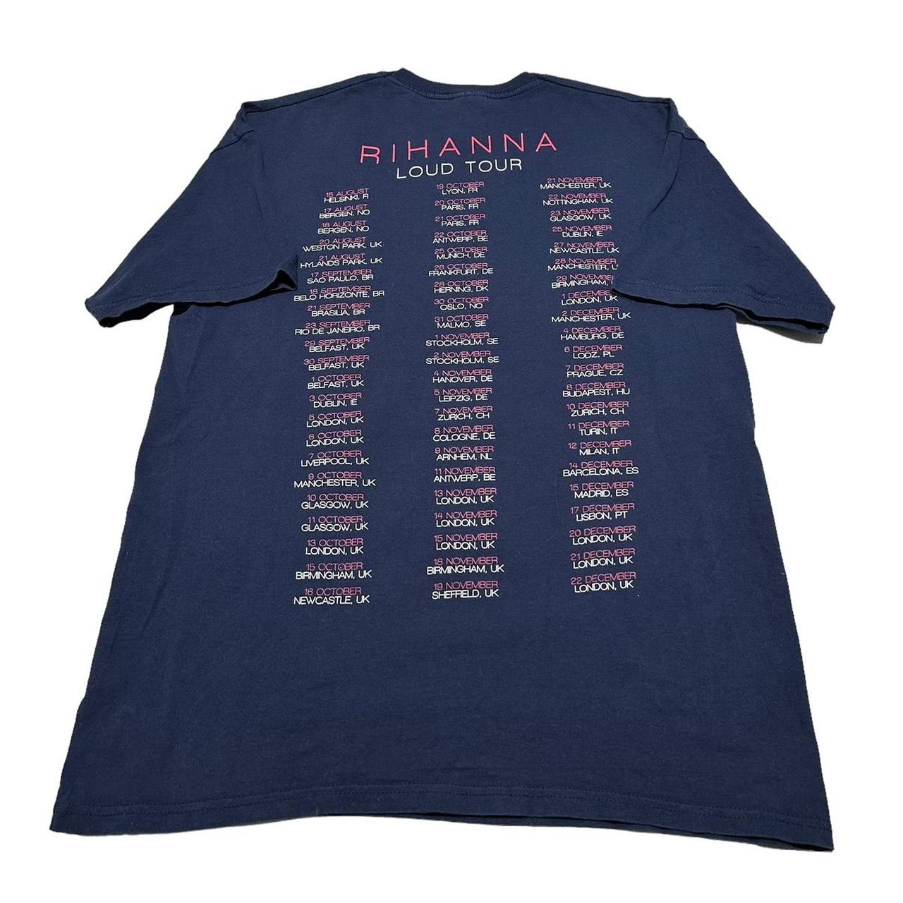 RIHANNA TOUR T Shirt “Loud” 2011 Short Sleeve TEE | Depop