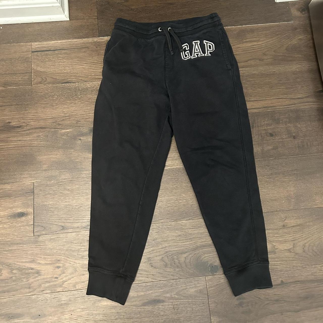 black gap sweatpants so comfy and cute size L #gap - Depop