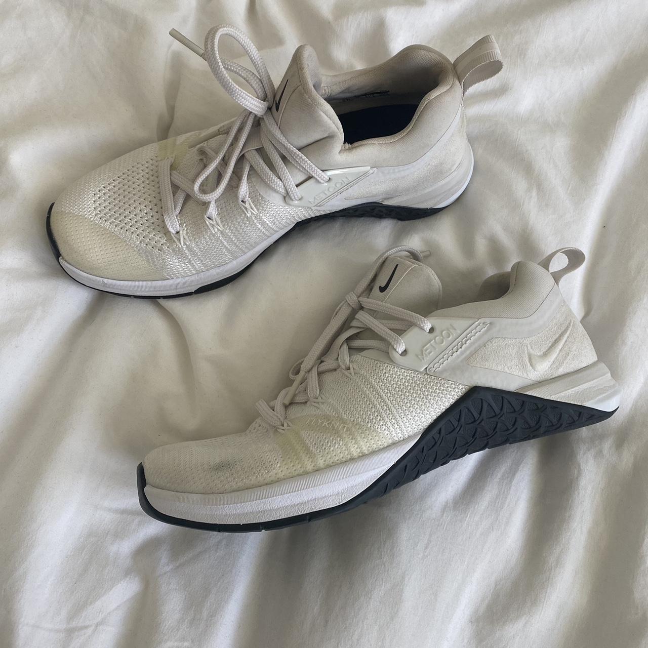 womens black metcons