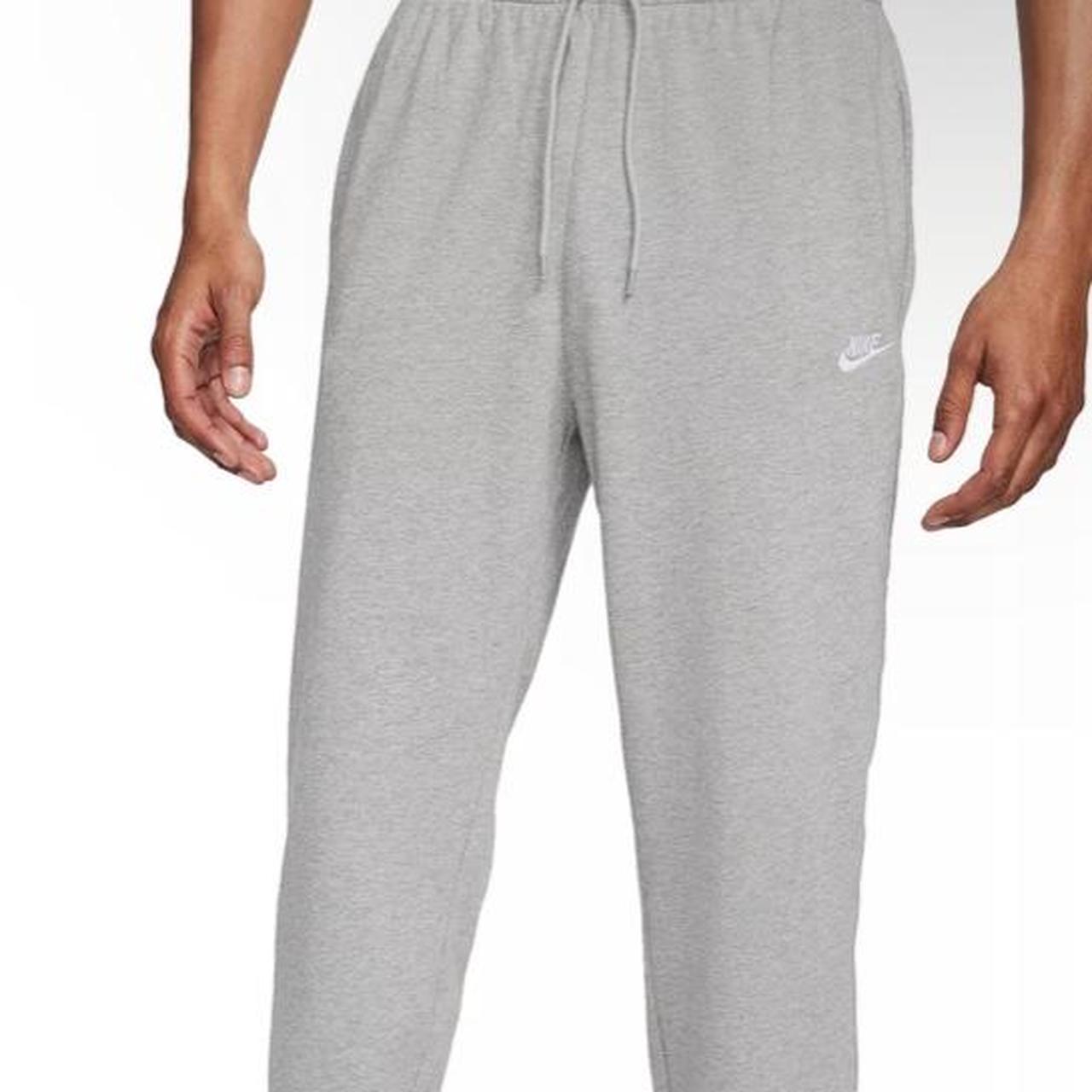 Grey Nike Sweatpants Size XS in men s S in Women s