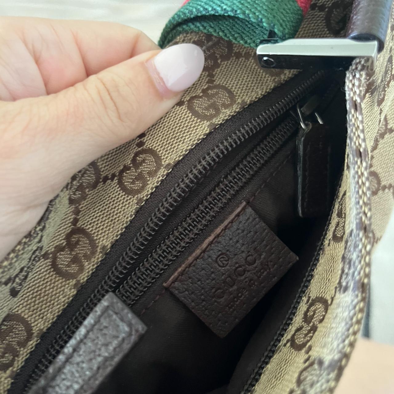 Rare find VINTAGE Gucci cross body shoulder bag - Depop