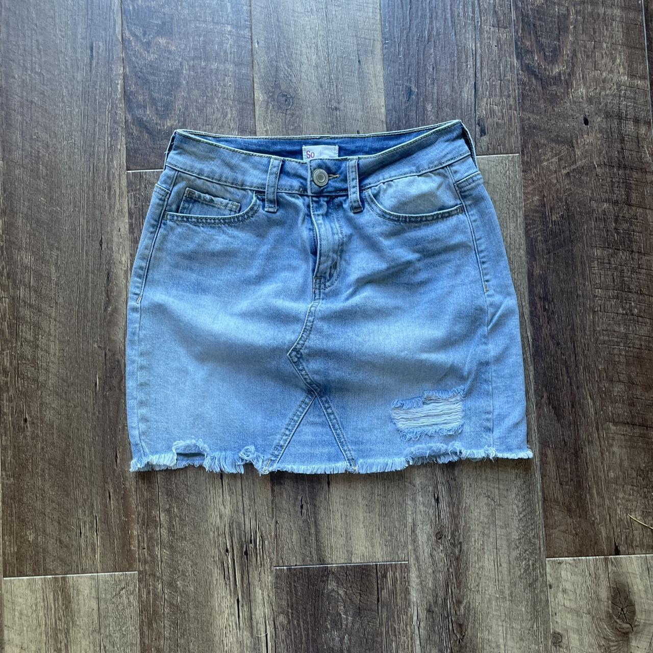 item listed by helleksencharlee