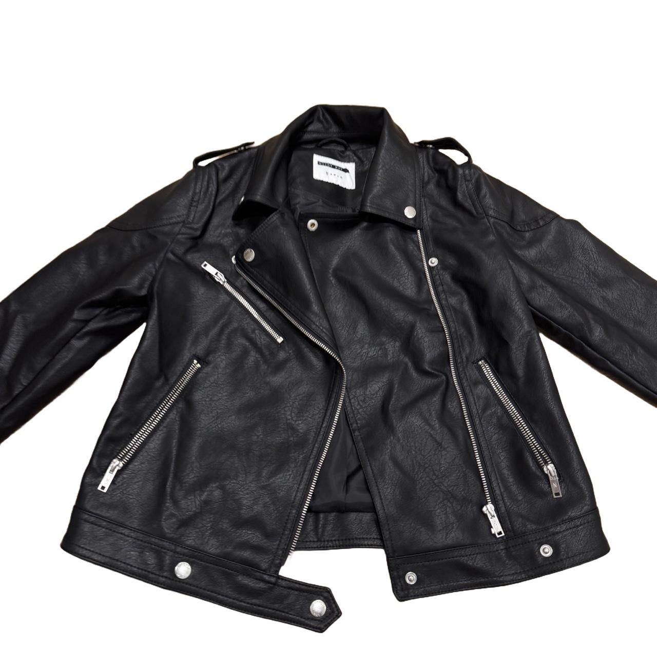 item listed by aariqahj