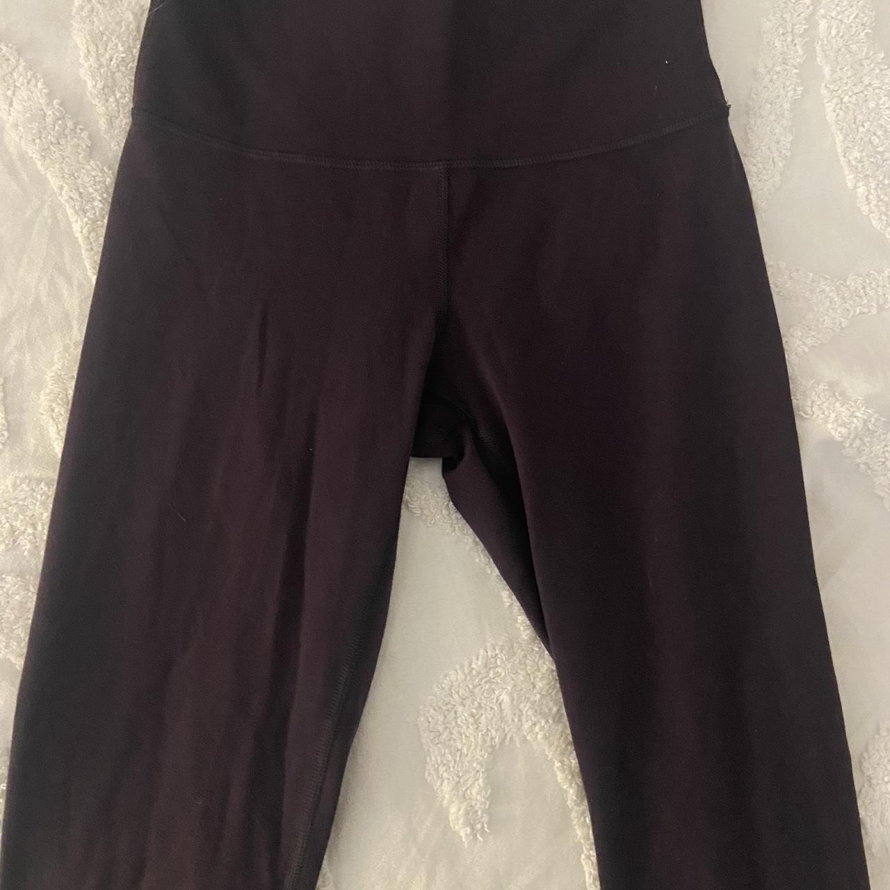 Lululemon leggings -tag ripped out -size 2/4 -great - Depop