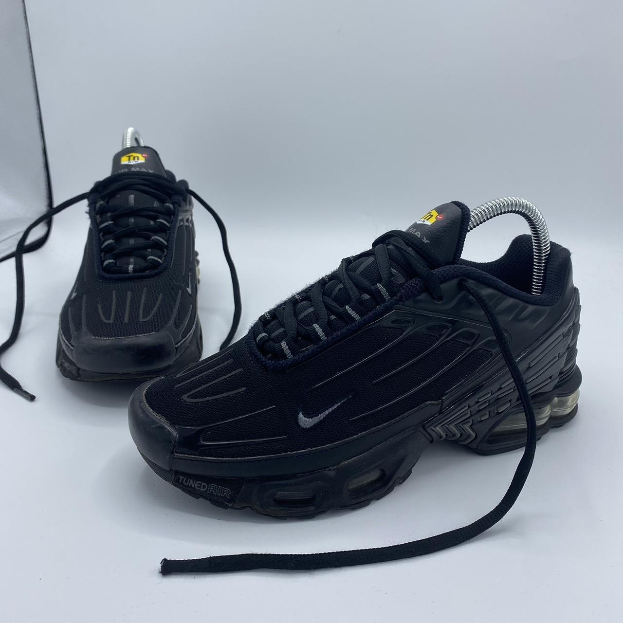 nike tn black womens