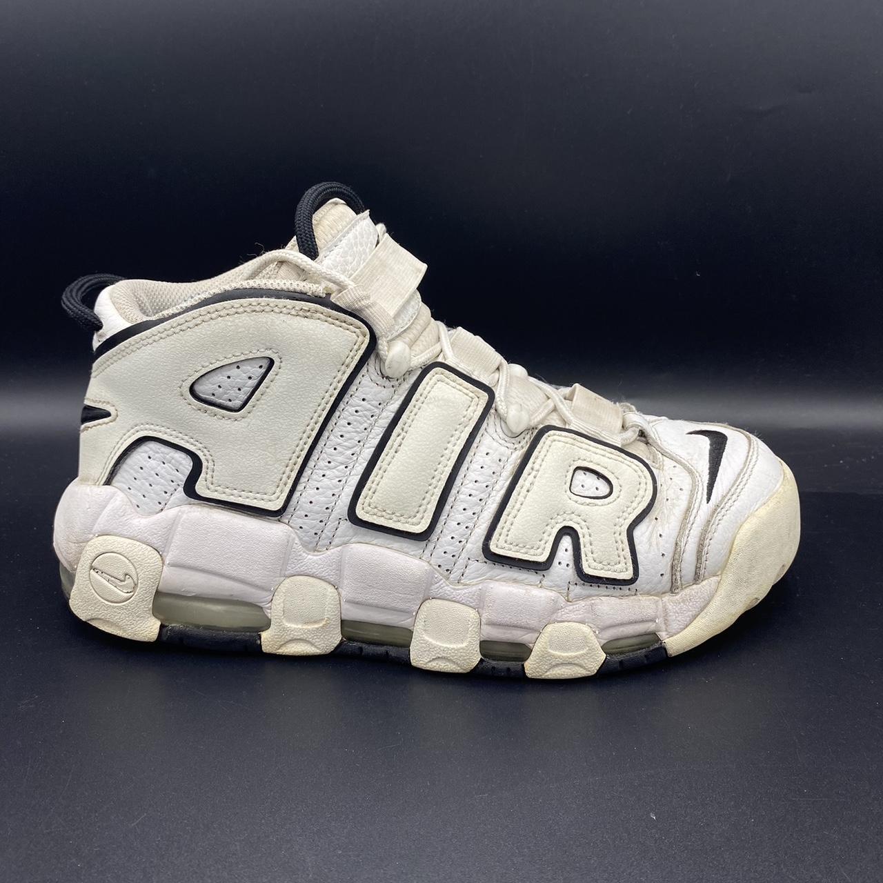 Nike air uptempo 2002 hotsell