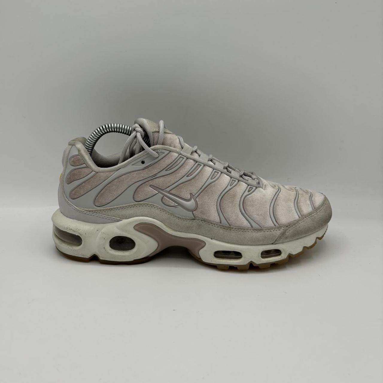 Air max plus particle rose best sale