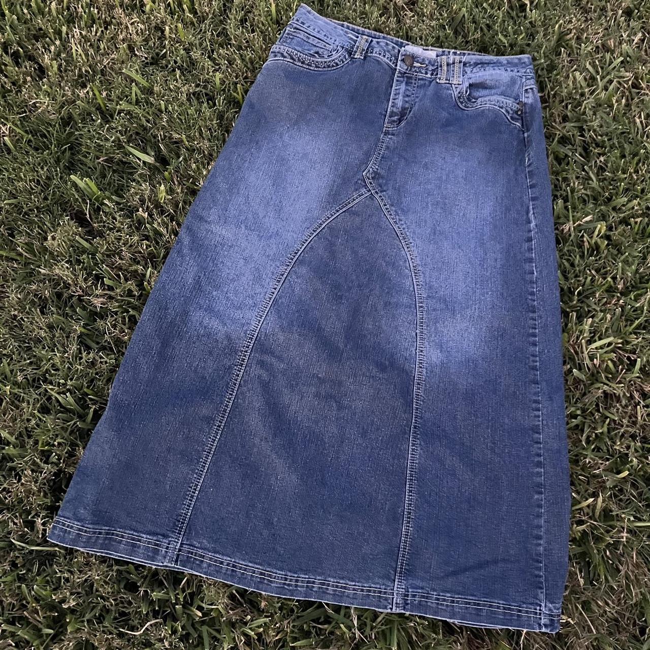 Early 2000’s Dress Barn Maxi Denim Skirt Size 12 But... Depop