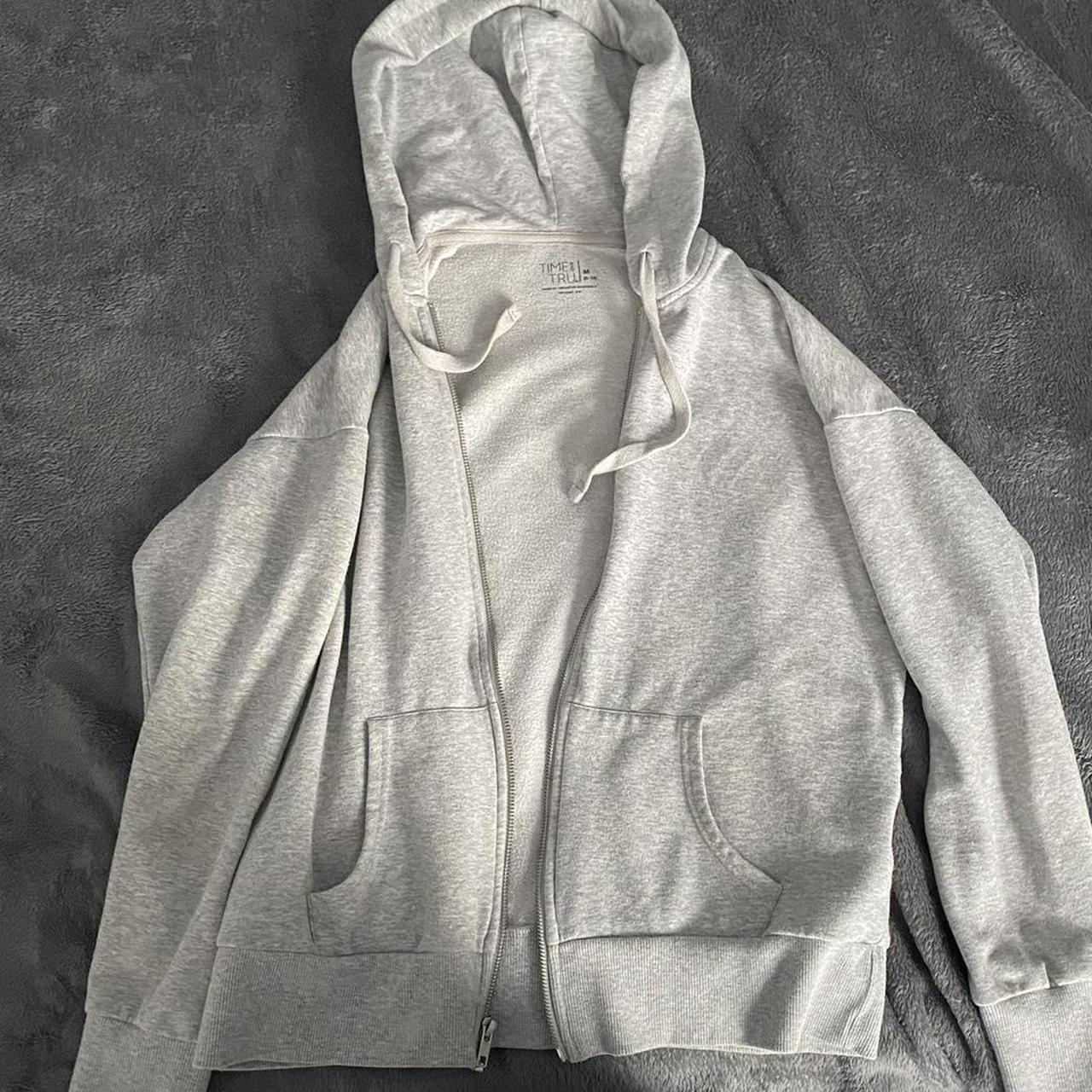 Time and Tru Women's Grey and White Hoodie | Depop