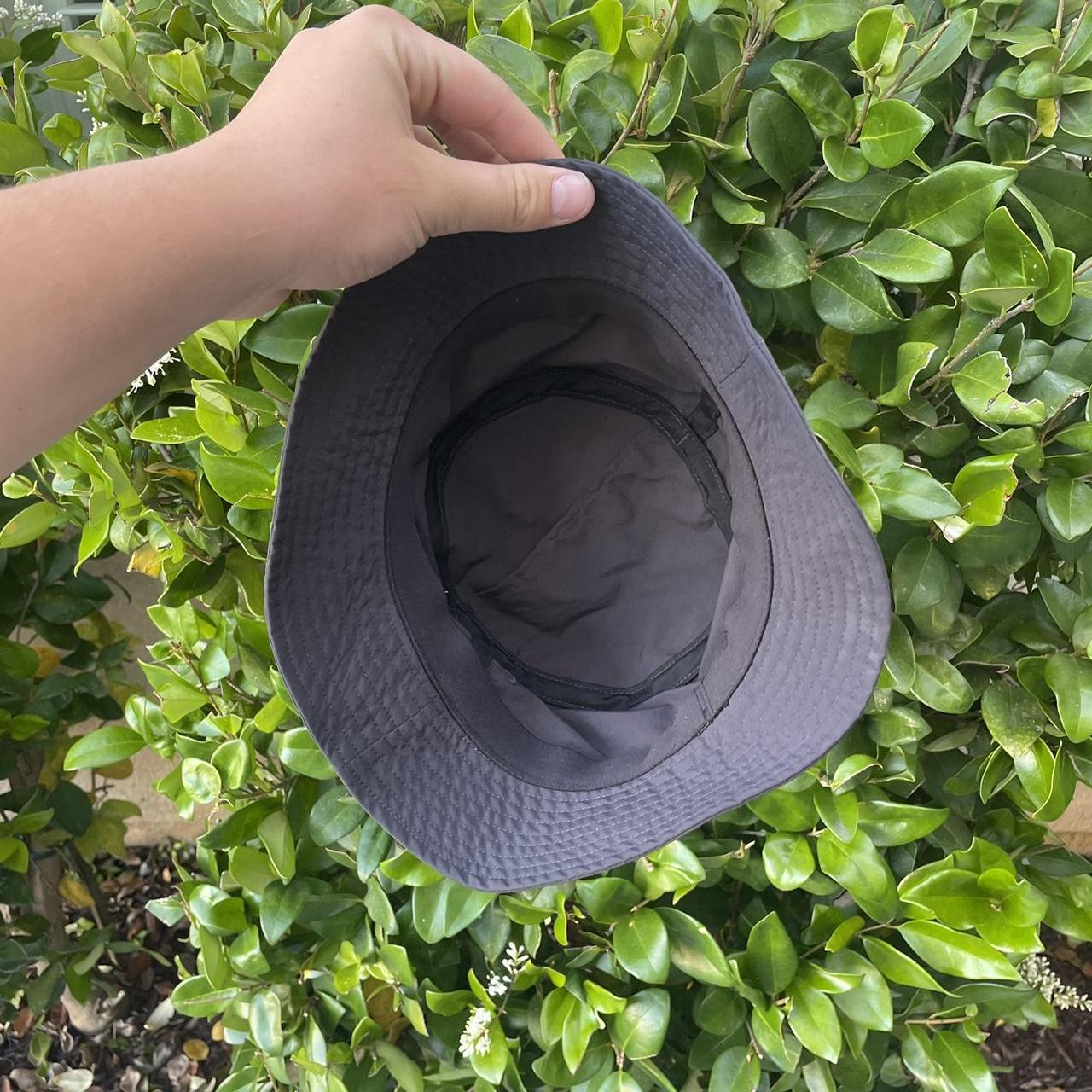 San Francisco 49ers Bucket Hats in Grey (Adults - Depop