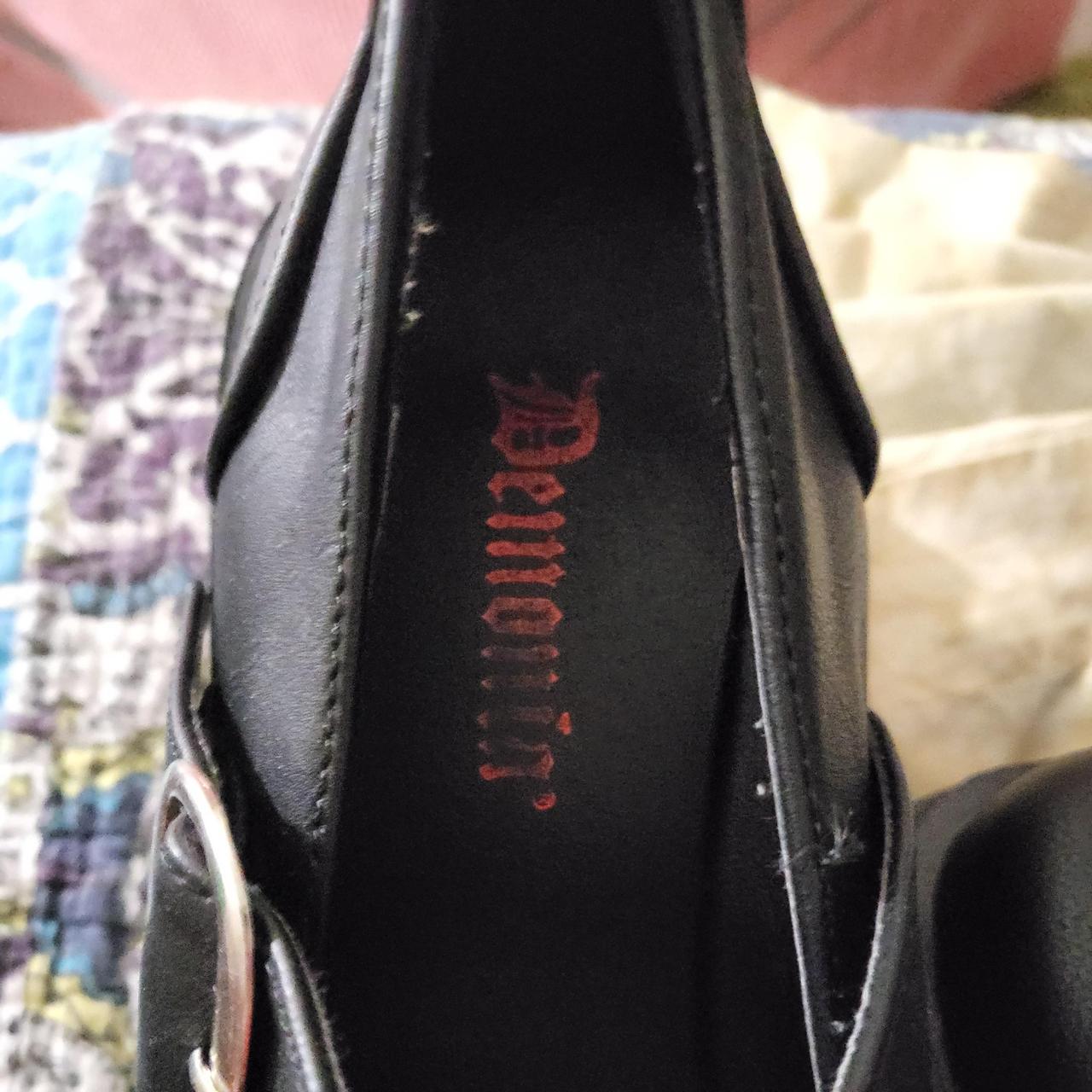 demonia shaker 65 size 8