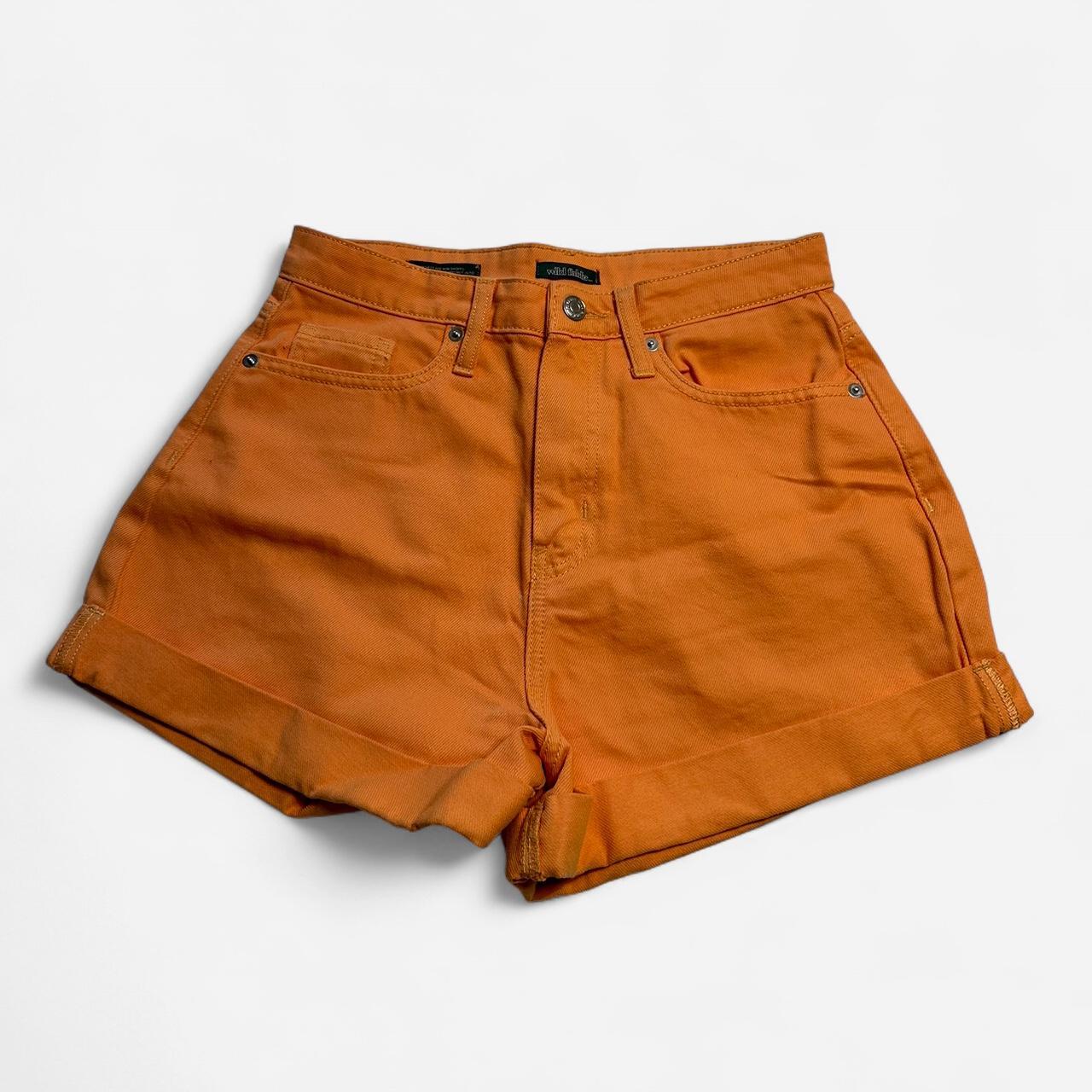item listed by zoevandegrift