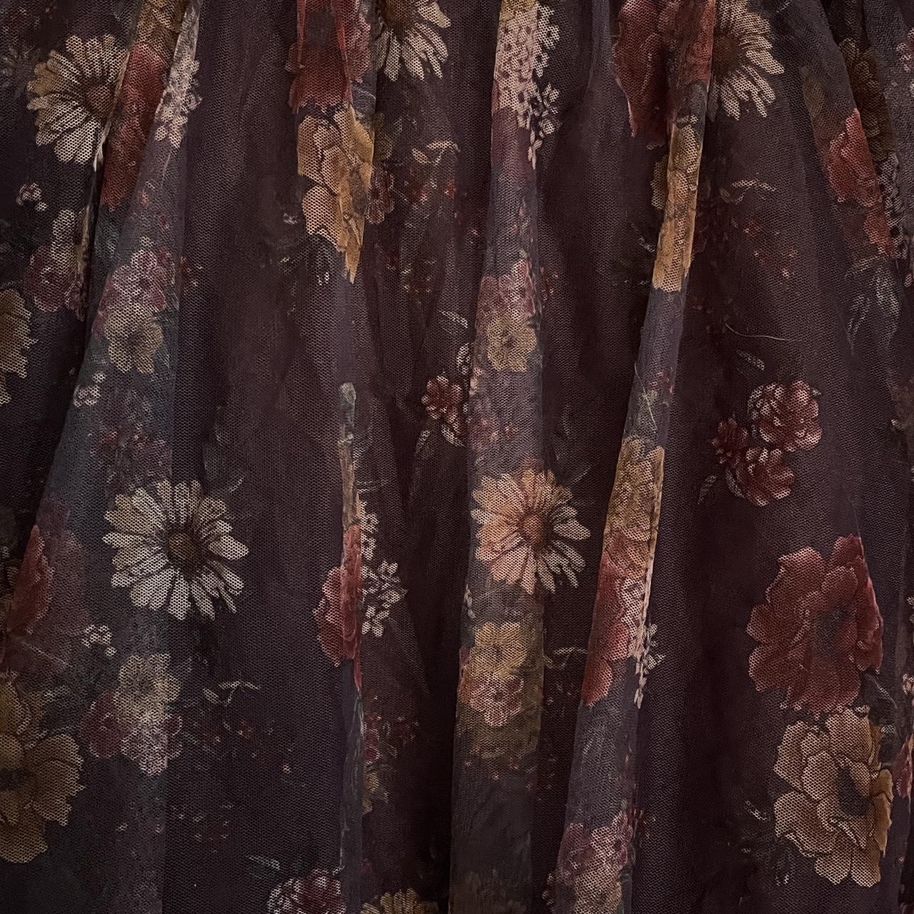 haute monde tull floral print skirt with elastic... - Depop