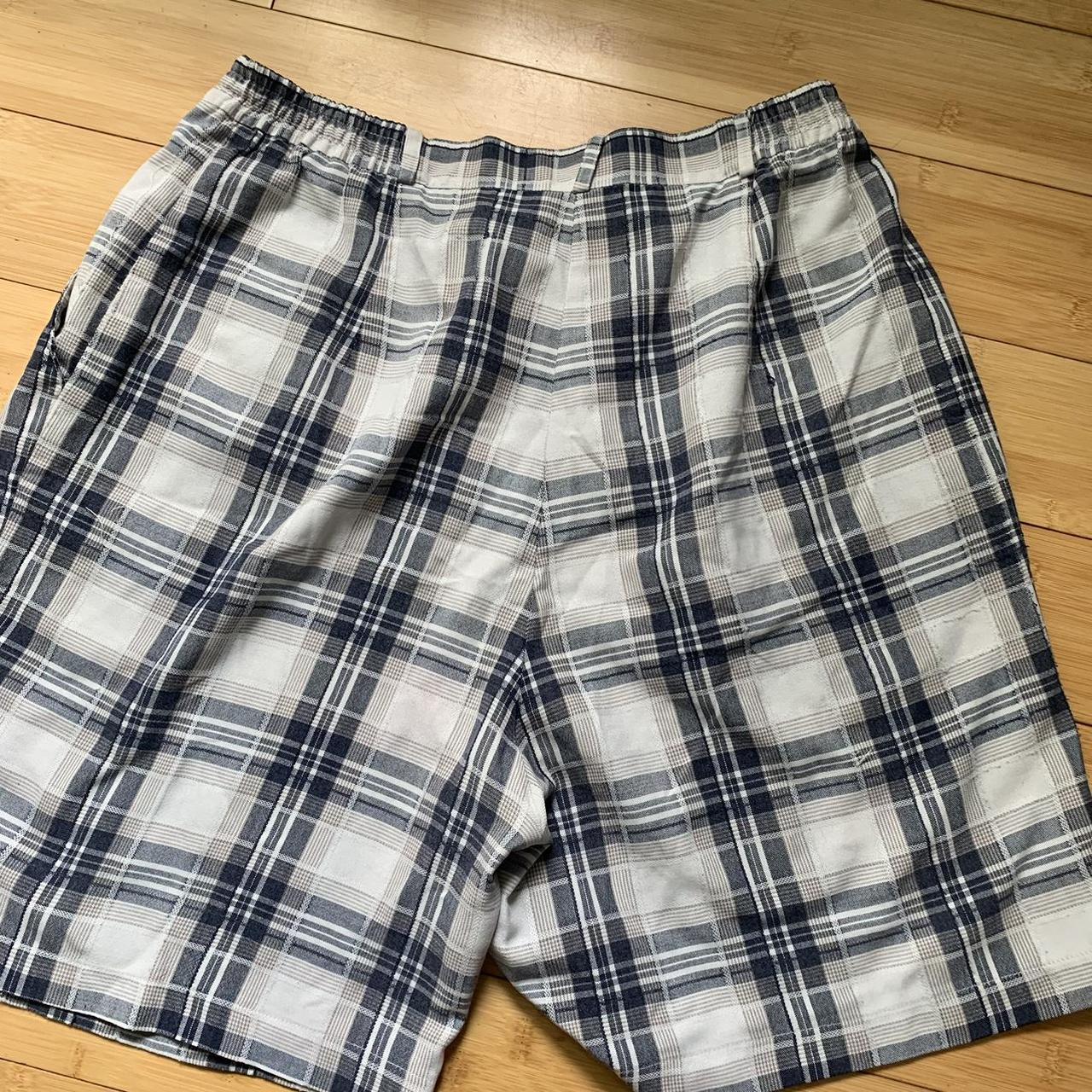 Stunning 2000s plaid shorts 🤍 INSTANT BUY IS... - Depop