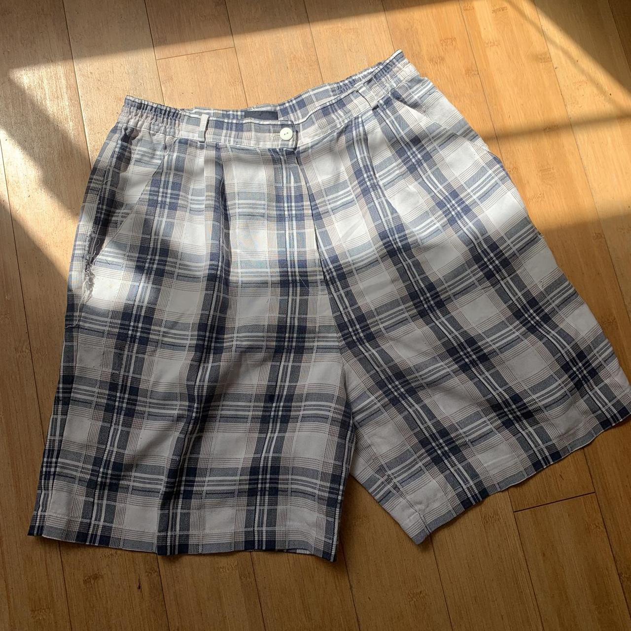 Stunning 2000s plaid shorts 🤍 INSTANT BUY IS... - Depop