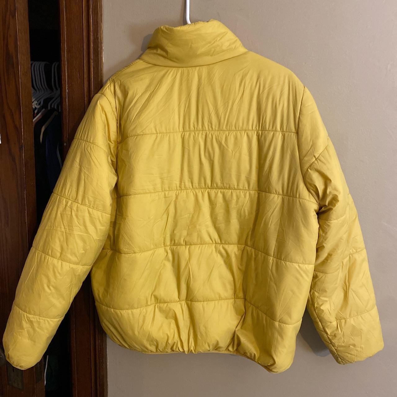 Yellow Aquarium Dive See-Through Puffer (L-XL) This - Depop