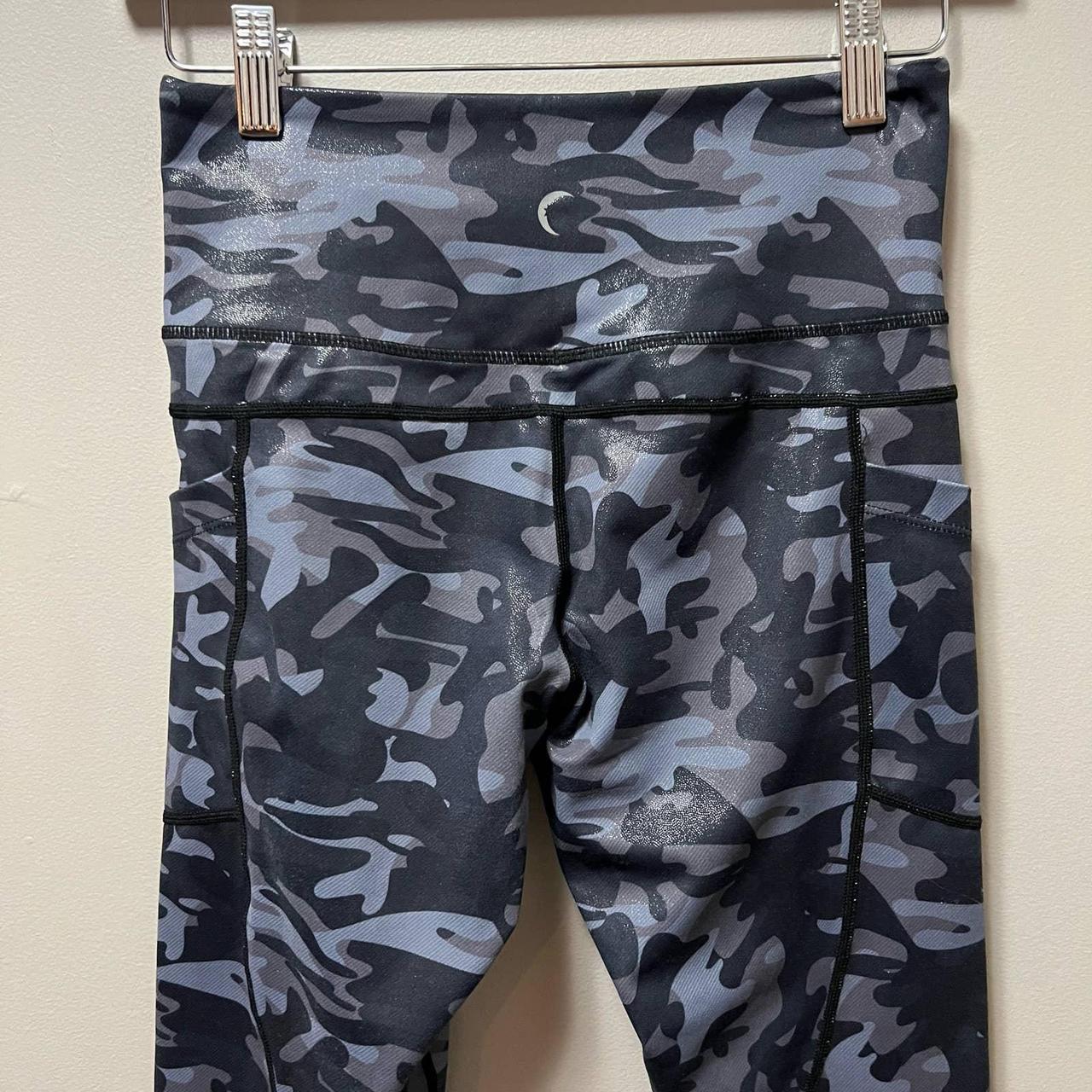 ZYIA Active Green Black Camo Light N Tight Side - Depop