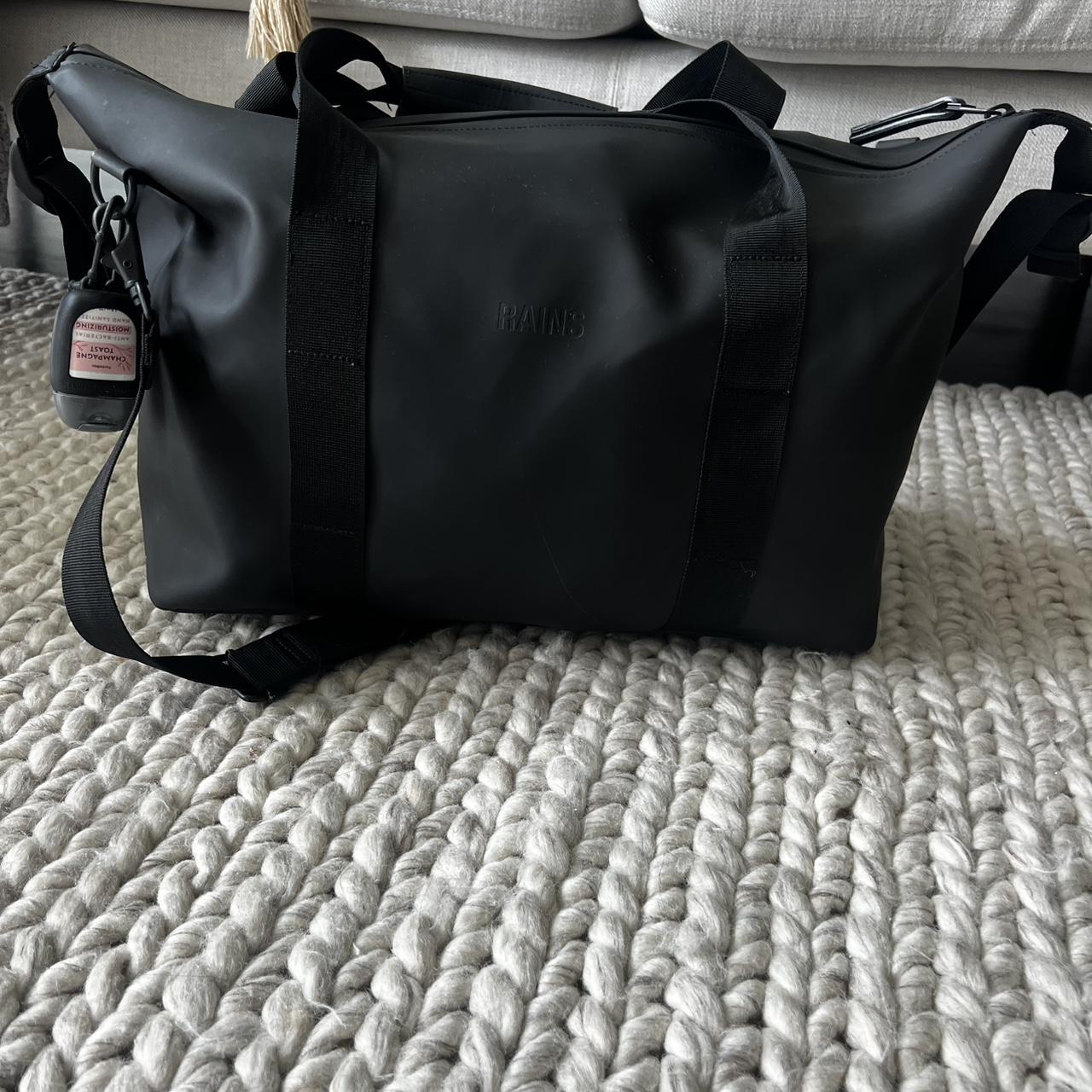 item listed by versusdepop
