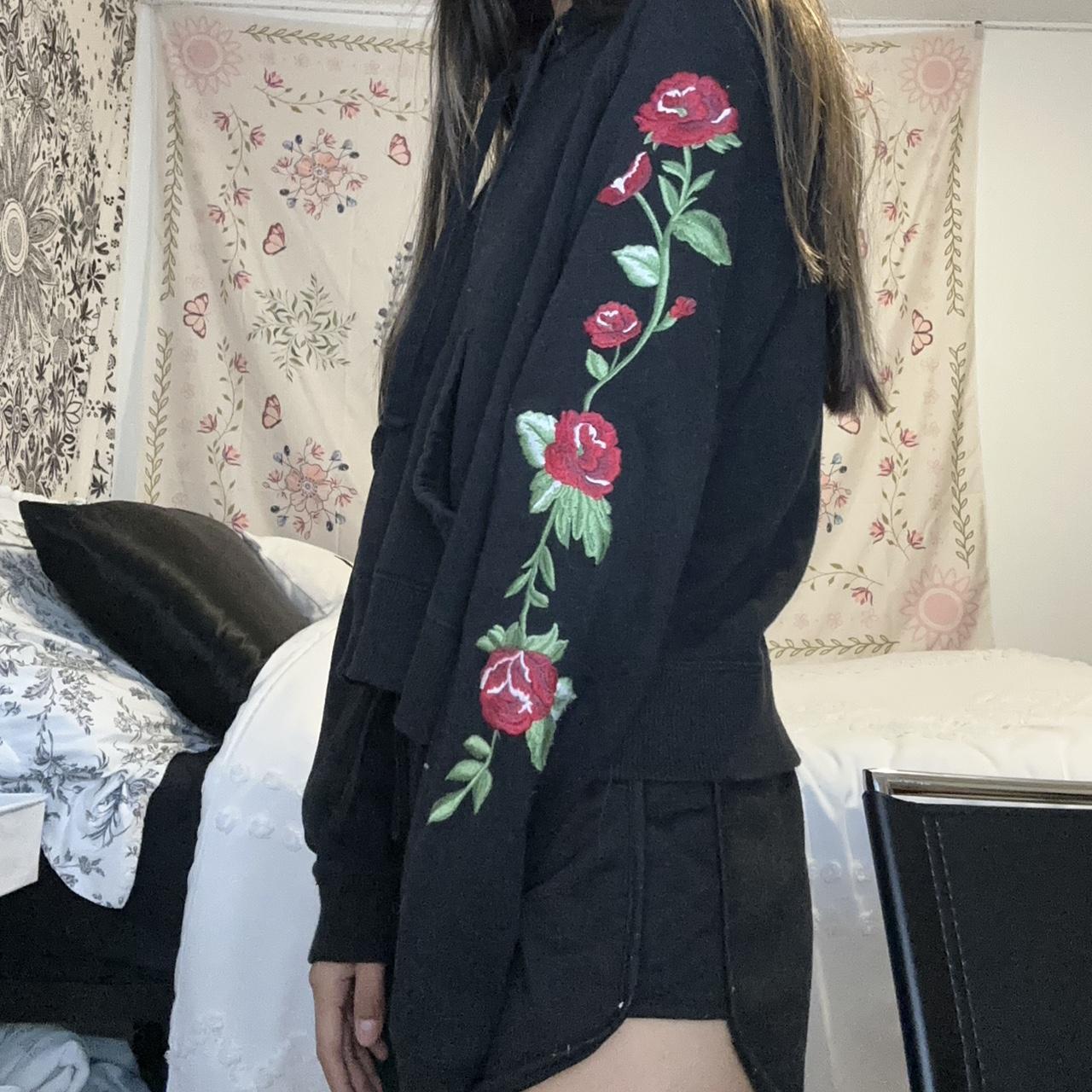 Rose embroidered 2024 hoodie women's