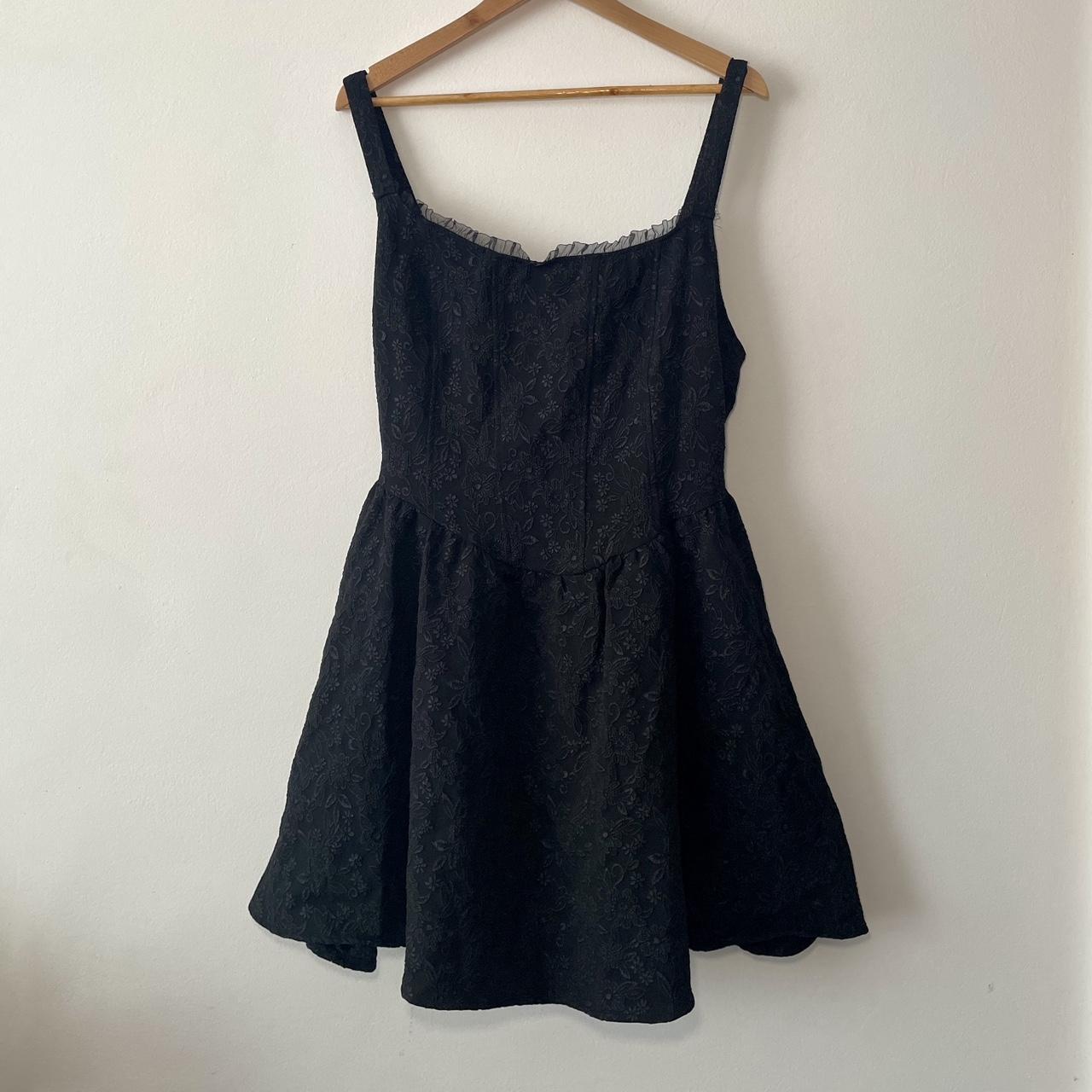 SHIEN CURVE Mini Dress in Black Worn once (no bows... - Depop