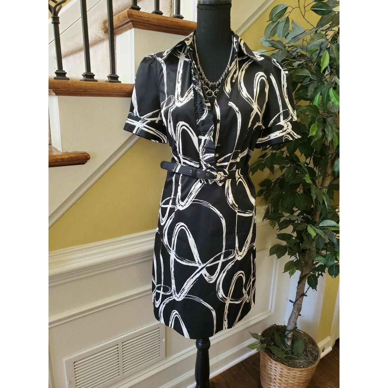 【新品未使用タグ付き】Notting Hill Belted Dress S Pin Tuck Cup Detail Slip Midi Dress | Nuuly