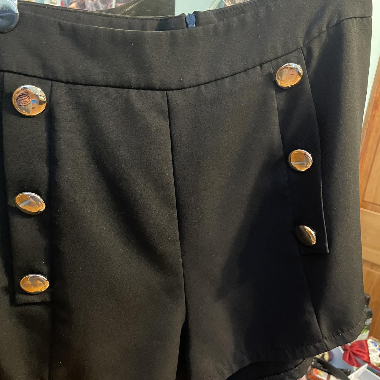 Women's Black and Gold Shorts Depop
