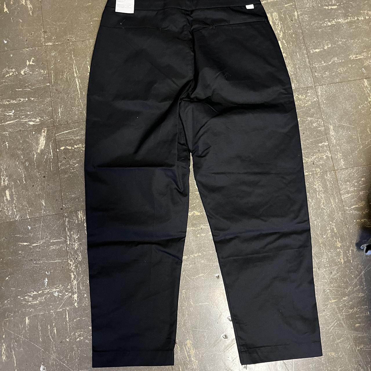 Standard Fit Taper Leg Sneaker Length size 32 NIKE... Depop