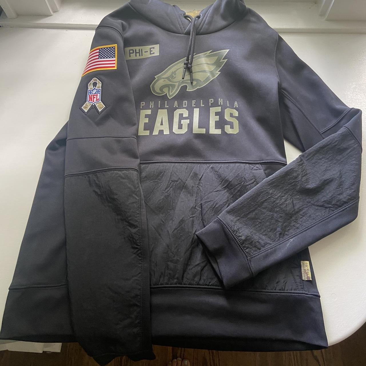 Philadelphia eagles sweatshirt Seize: womens small - Depop