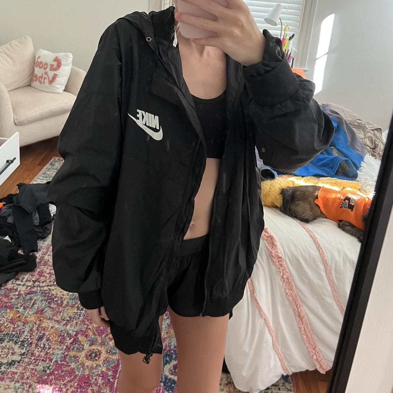 men black nike windbreaker