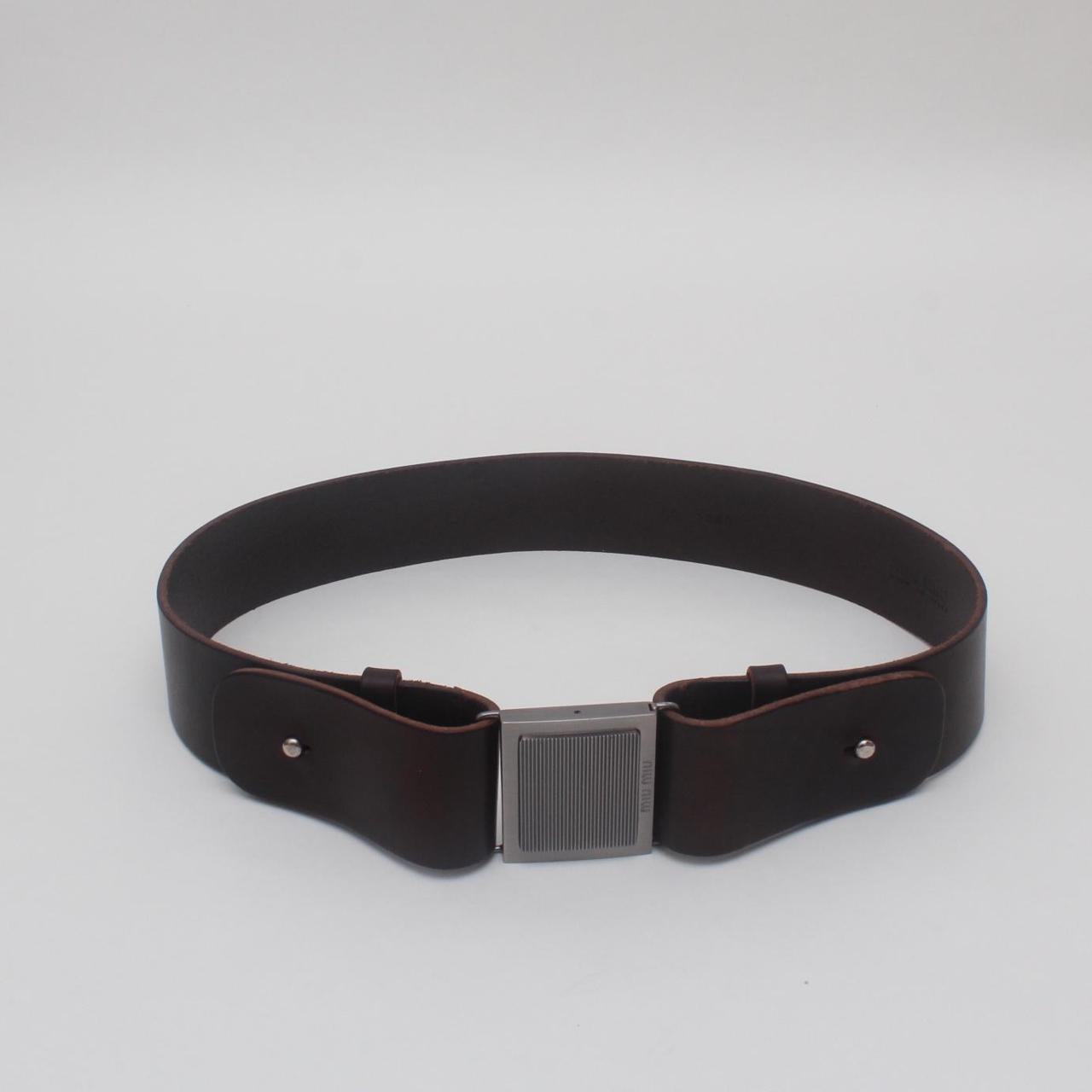 Miu miu seat buckle belt , measurements: 34.5” l x...