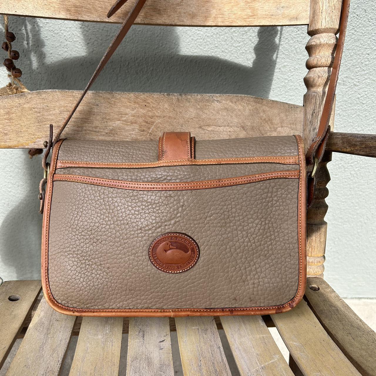 Dooney and discount bourke tan crossbody