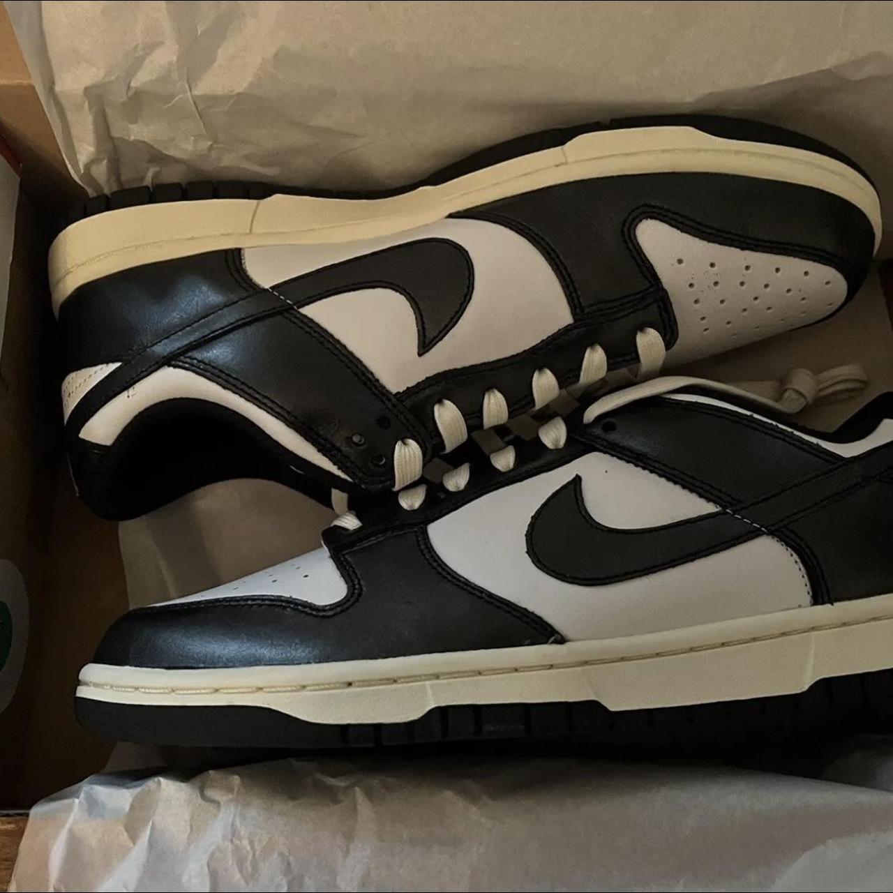 nike dunk panda white laces