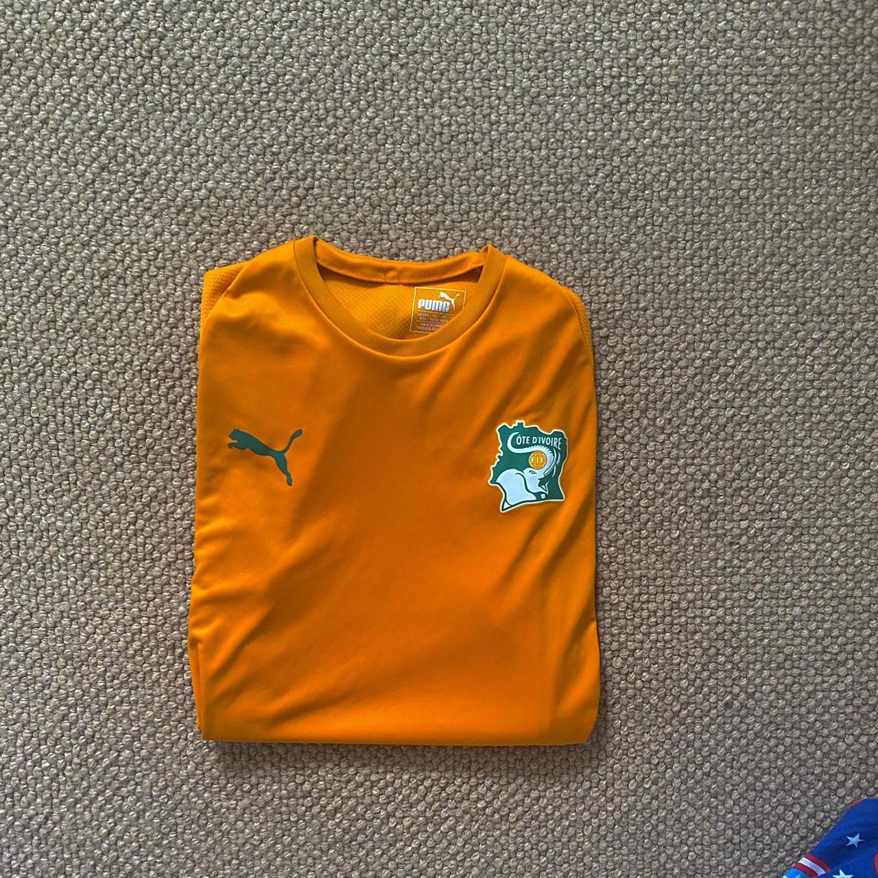 Men's Orange and Green T-shirt | Depop