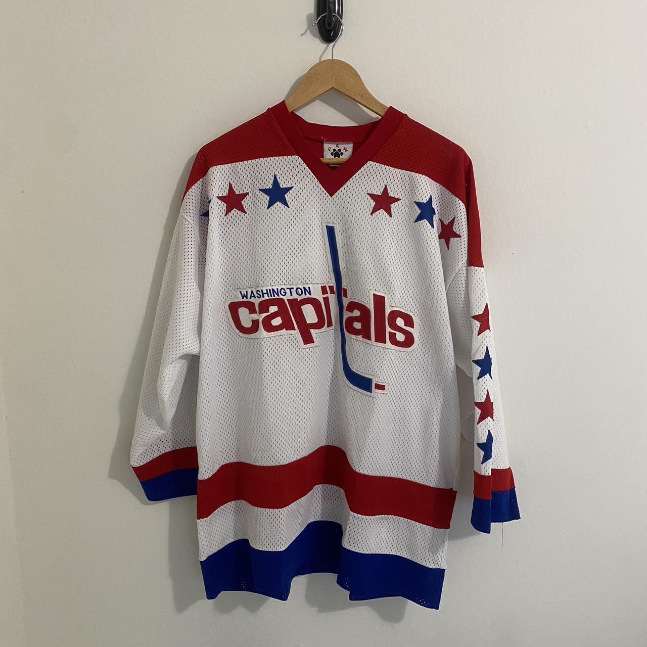 Vintage Washington Capitals Hockey Jersey 