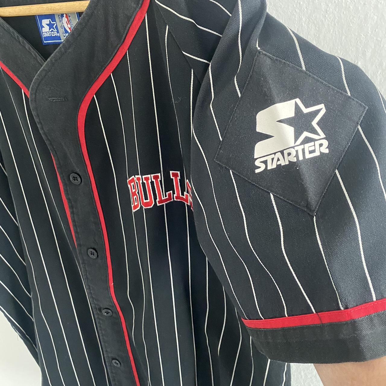 Rare Vintage Mens Large Pinstriped Chicago Bulls Starter