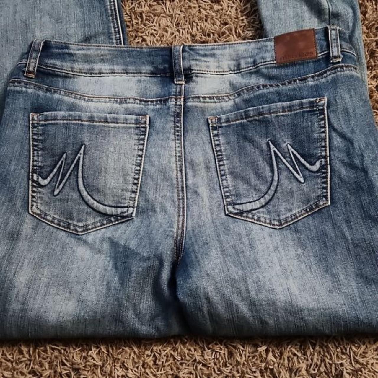 Maurices Distressed Straight Leg Size 12 Short Depop   P0 