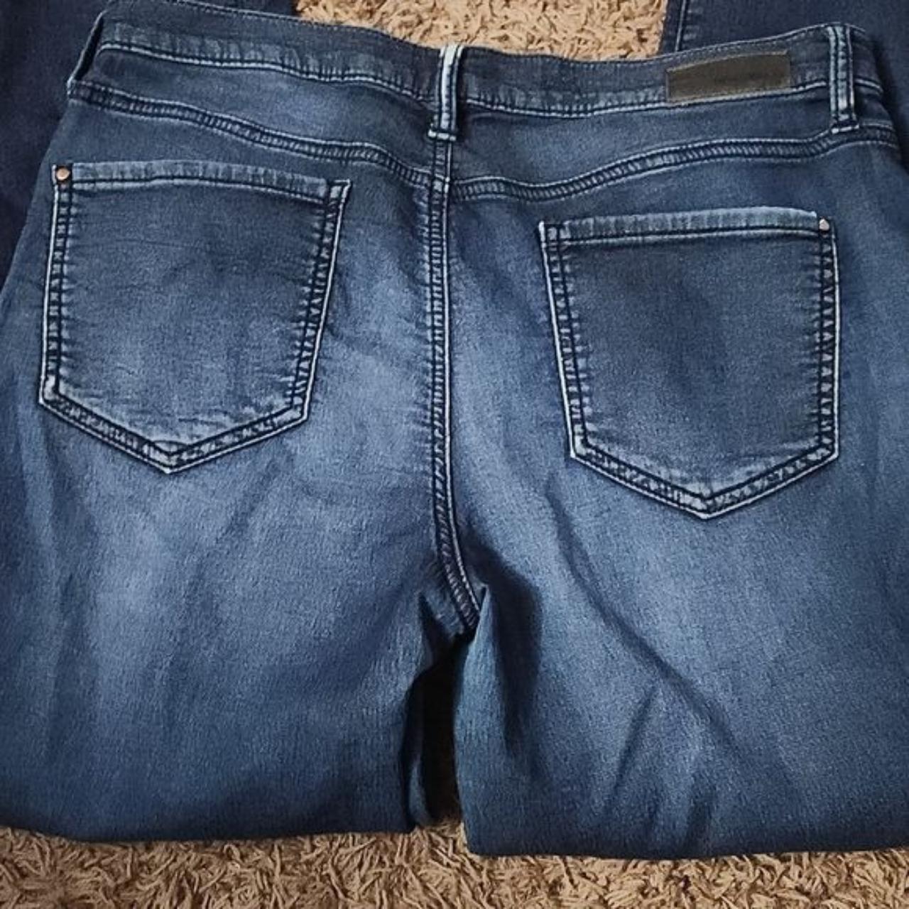 DKNY Jeans Size 10 Bleeker Boyfriend Jeans Excellent... - Depop