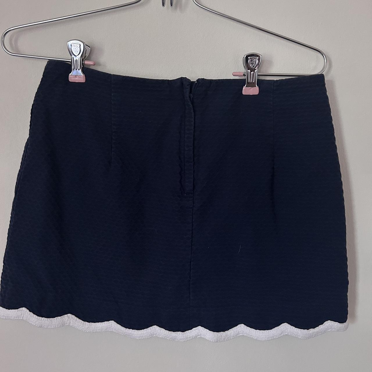 Lilly Pulitzer Women's Navy and White Skirt | Depop