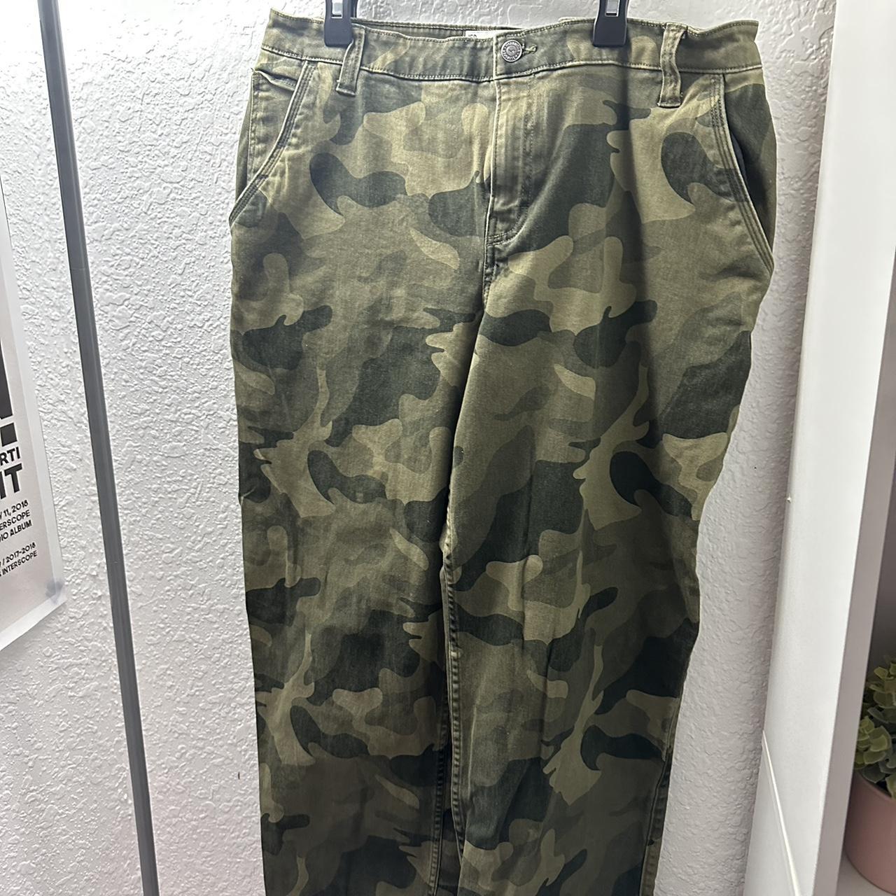 baggy hollister camo pants size 15 w32 l 34 #camo... - Depop