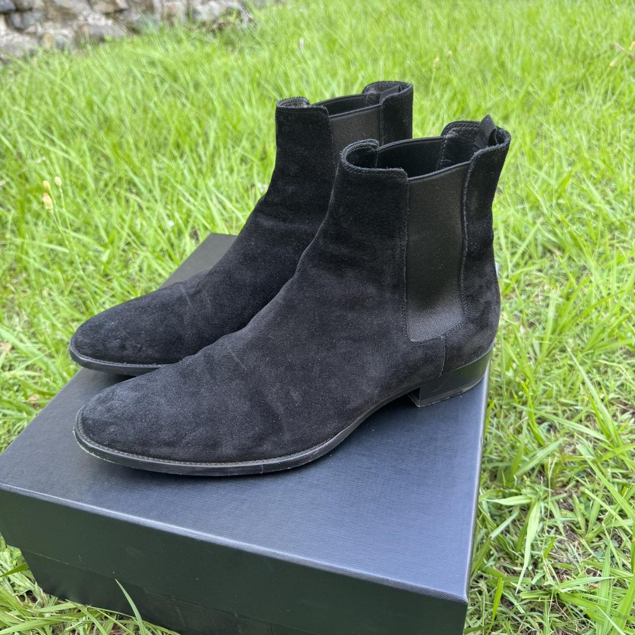 saint laurent black suede chelsea boots