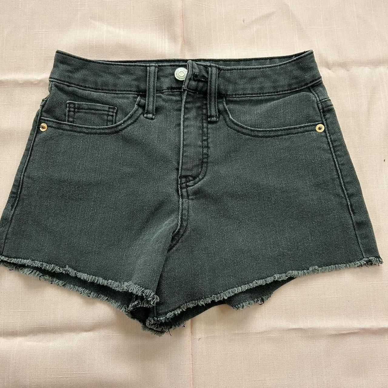 black denim shorts⭐️ so cute slightly cheeky... Depop