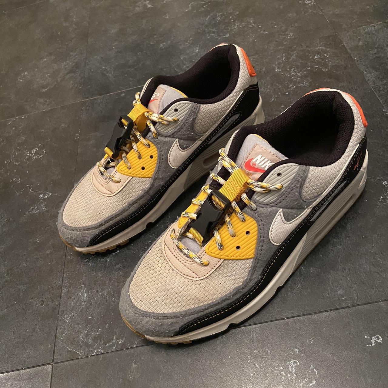 nike air max 90 buckle spiral sage stores