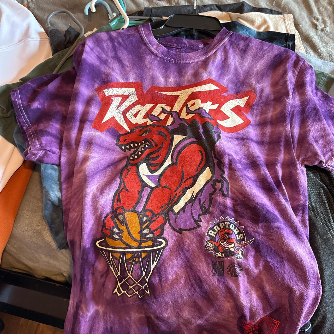 Mitchell & Ness Men's T-shirt - Purple/Multi - S – purple michell and ness raptors vintage shirt …