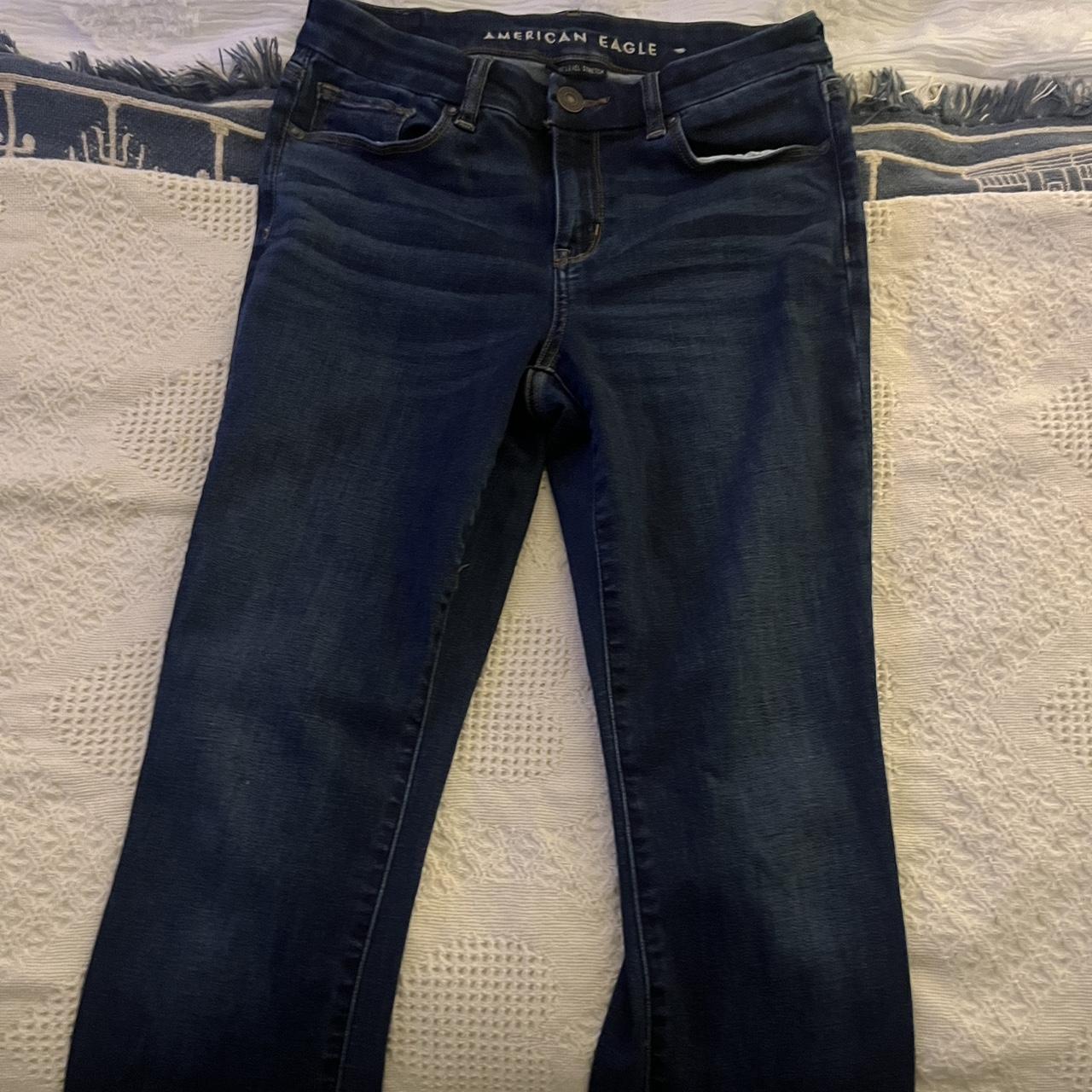 American Eagle Women's Navy and Blue Jeans | Depop