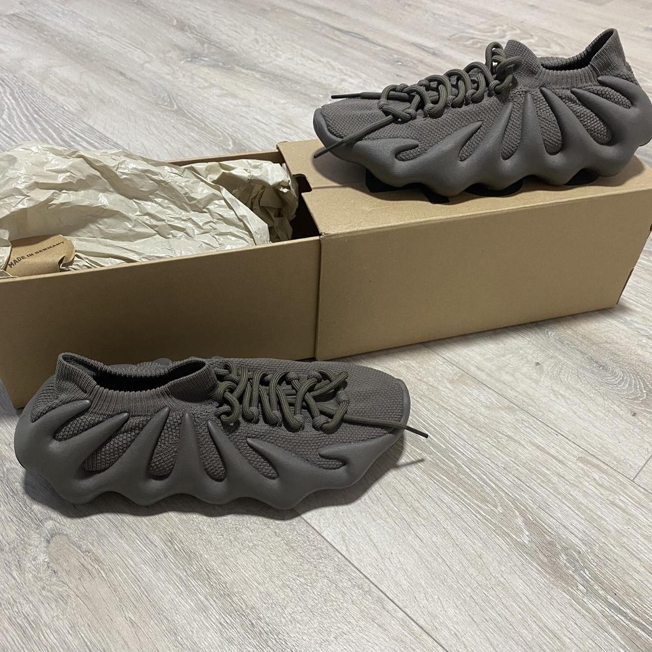 item listed by slimethriftin