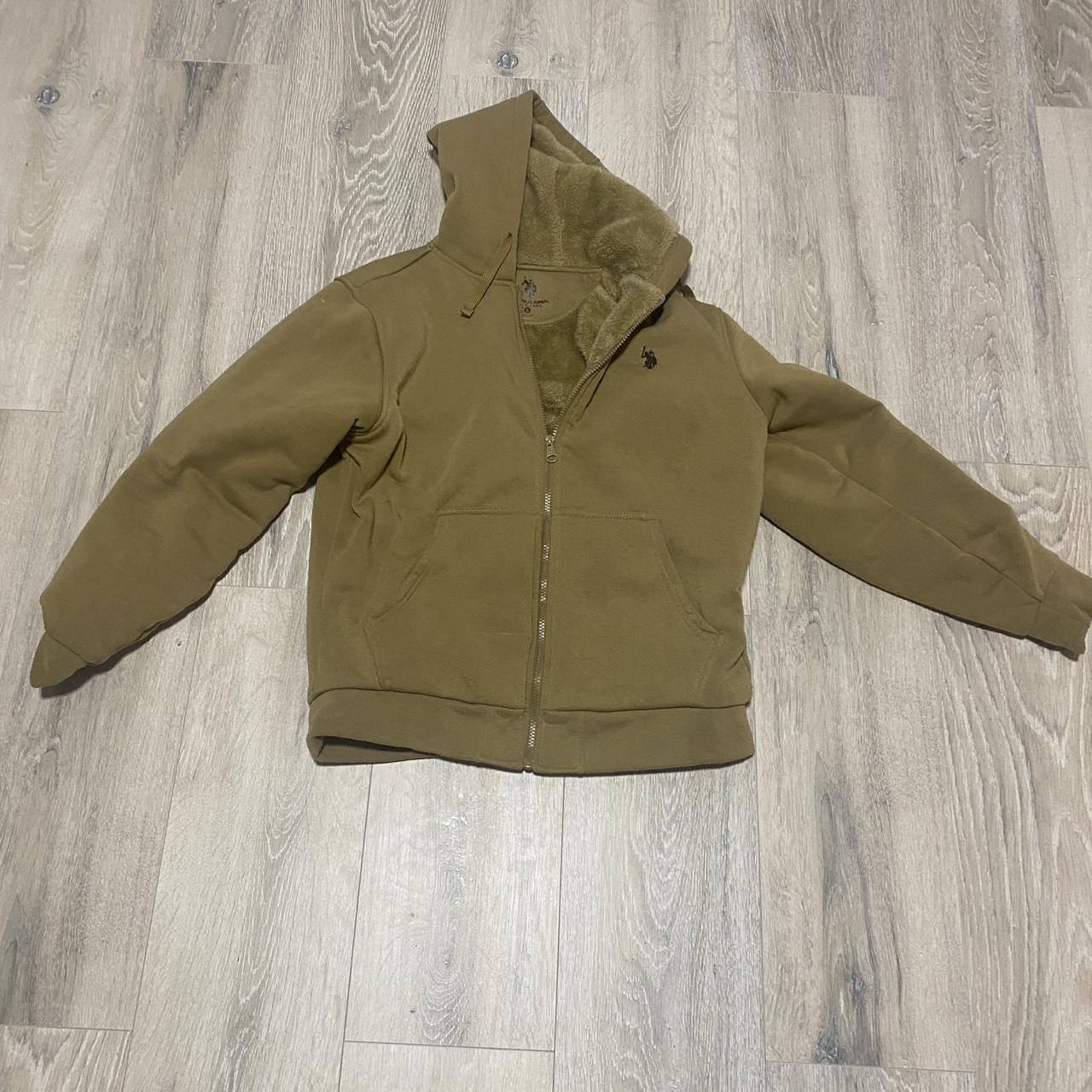 item listed by slimethriftin