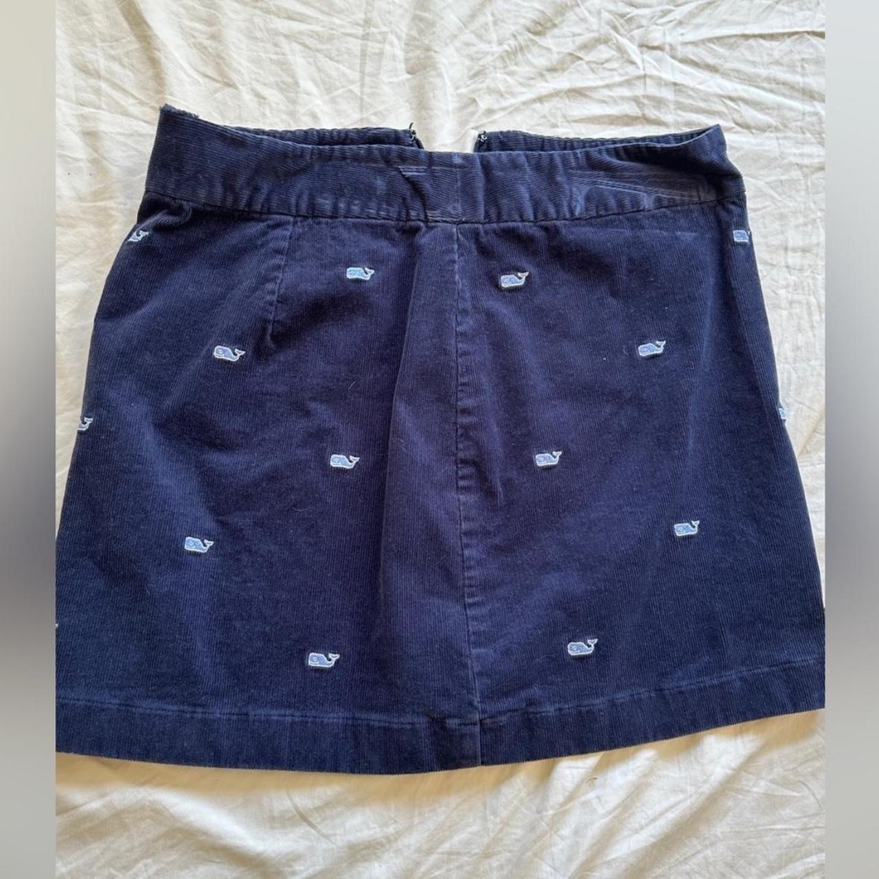 🐳VINEYARD VINES🐳 navy skirt with embroidered whales... - Depop