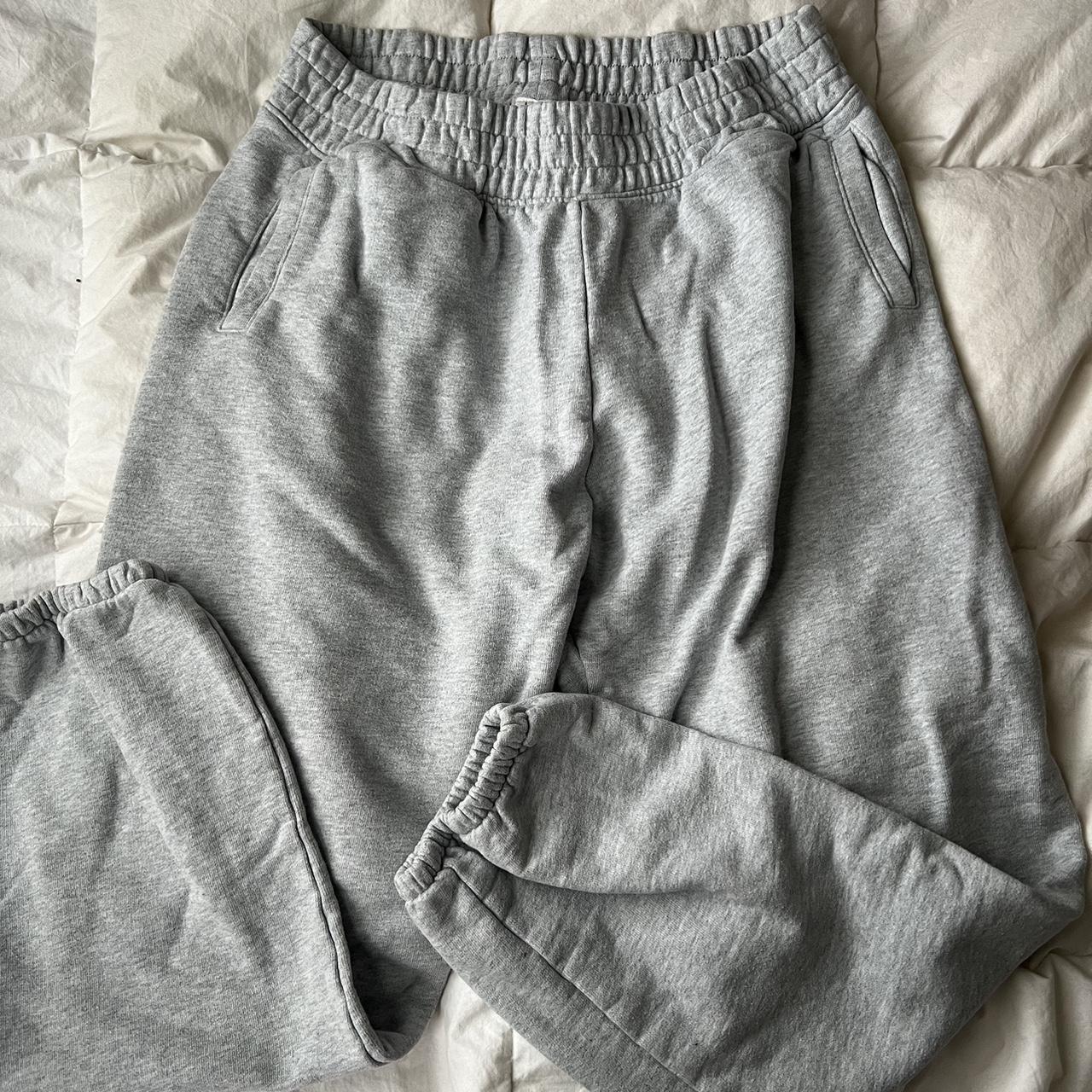 -aerie grey sweatpants -super cute and comfy - Depop