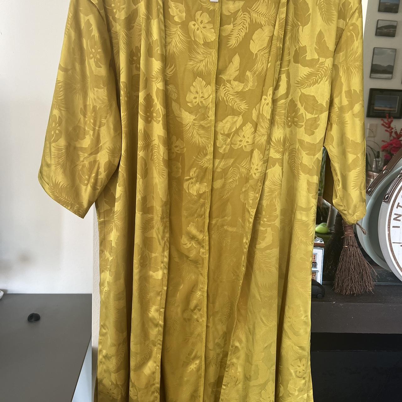 rvca-women-s-yellow-and-gold-robe-depop