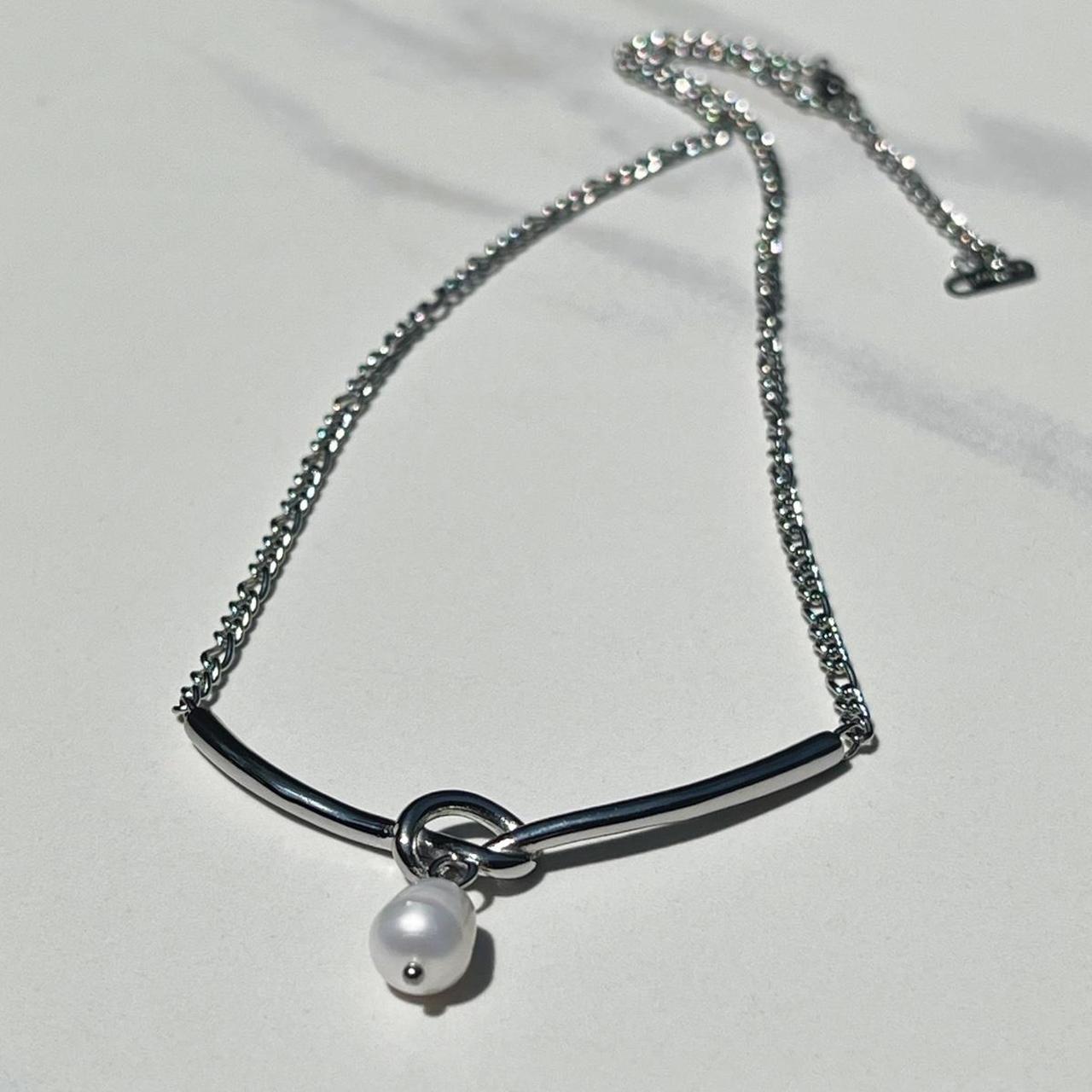 item listed by minavalore